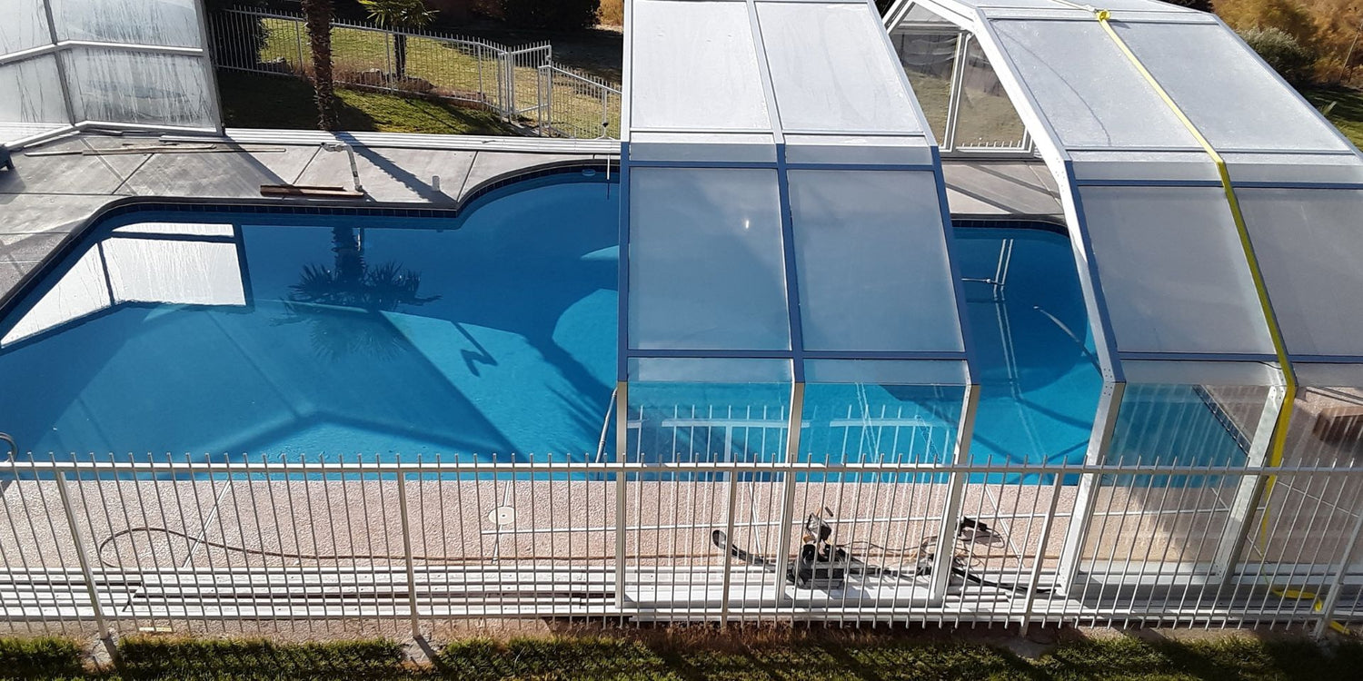 7 Stylish Swimming Pool Enclosure Types For Australian Market - ExcelitePlas
