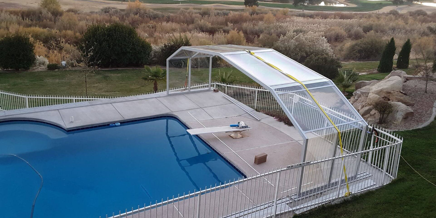 Solid vs. Hollow Polycarbonate Screen Pool Enclosures - ExcelitePlas