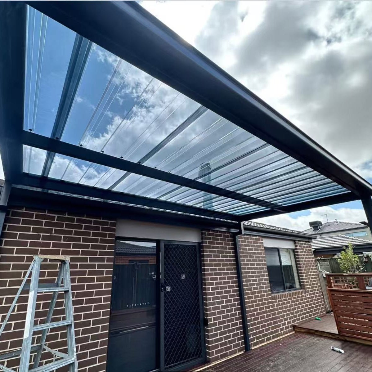 Trimdek Polycarbonate Roofing Sheets (5 - Rib polycarbonate) - ExcelitePlas