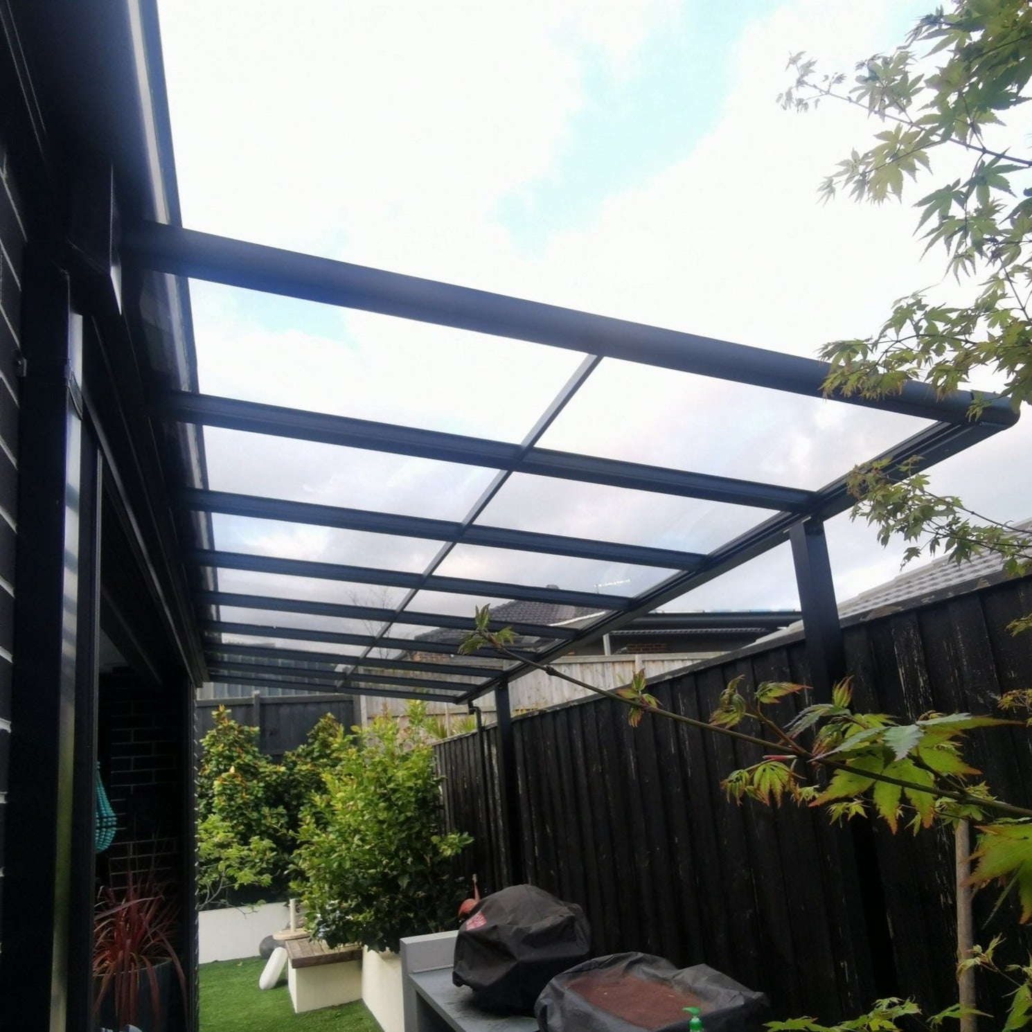 Aluminium pergola kit install in Melbourne