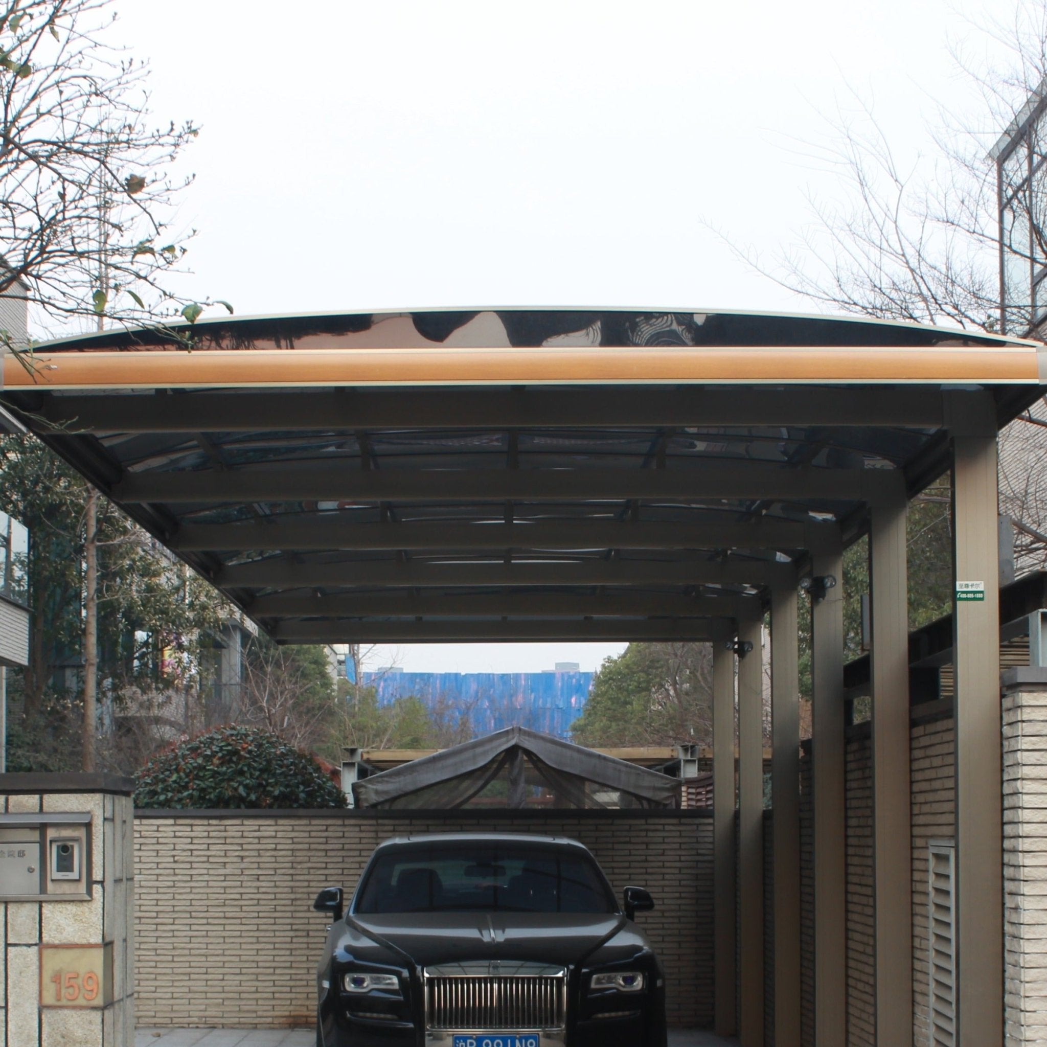 Aluminium cantilever carports