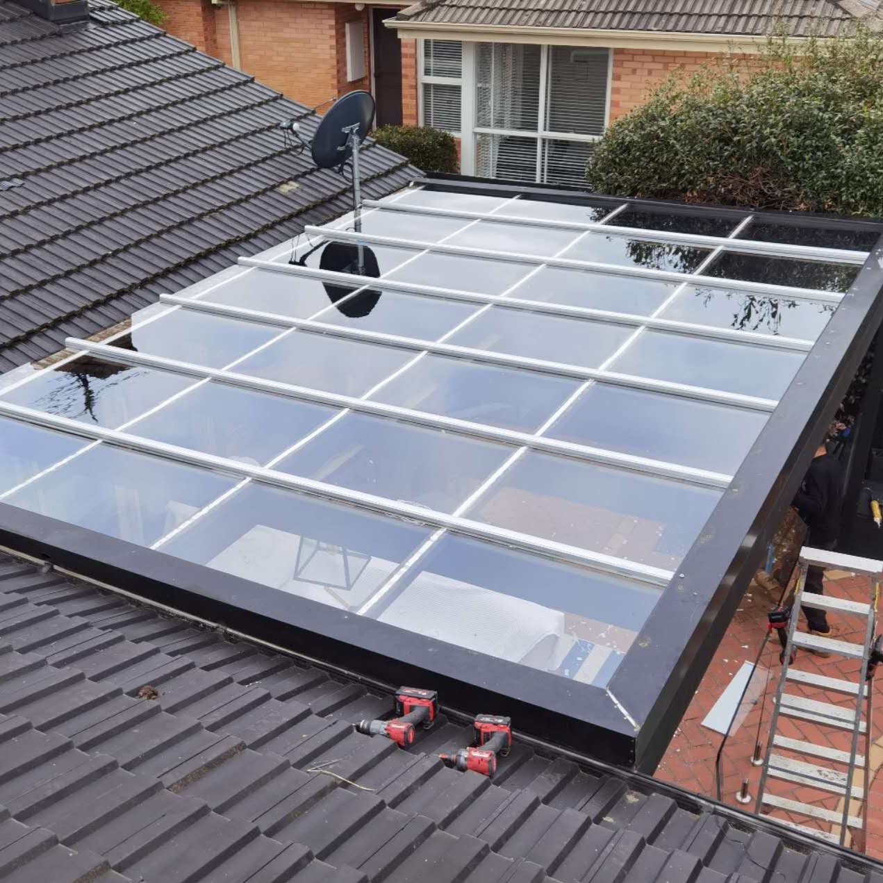 Solid Polycarbonate Locking Roofing System - ExcelitePlas