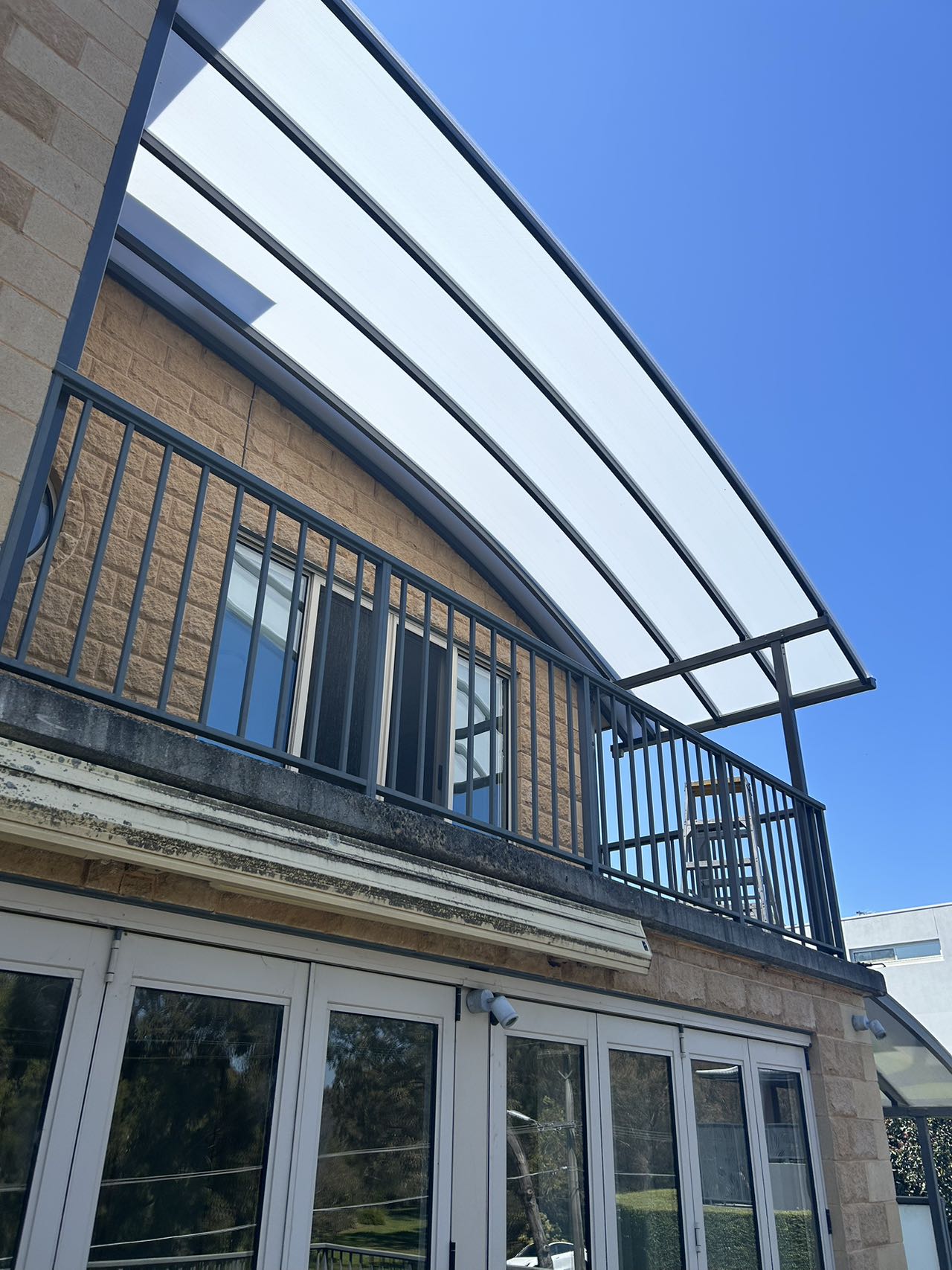 Will Polycarbonate Patio and Pergola Roofing Be Too Hot in Summer? - ExcelitePlas