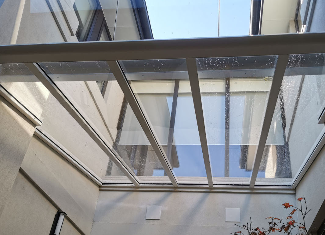 Aluminium pergola